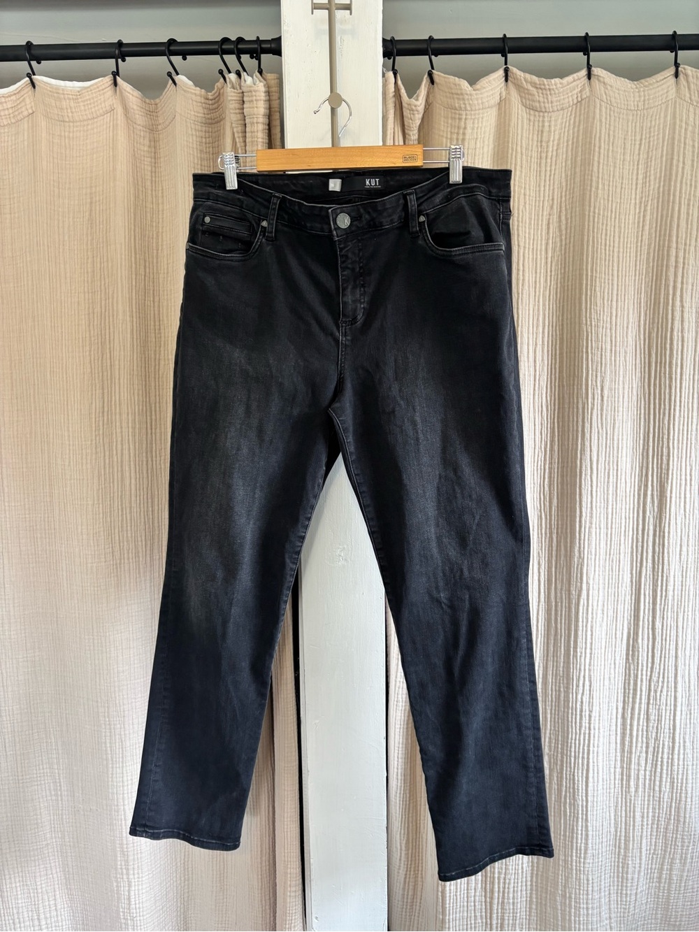 KUT Catherine Boyfriend Jeans- 16